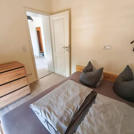 Großzügige Mit Sauna, Kamin, Xl-tafel Für Gruppen Großharthau