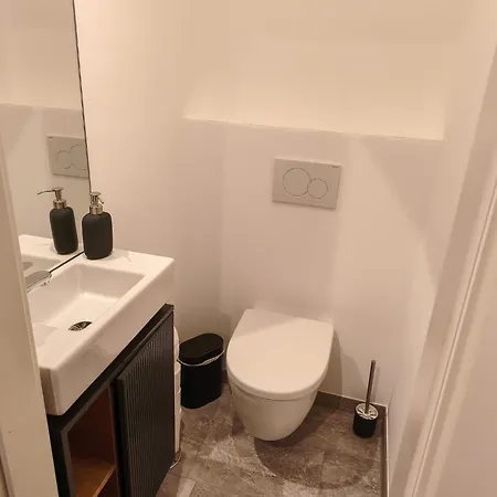 Großzügige Mit Sauna, Kamin, Xl-tafel Für Gruppen Großharthau