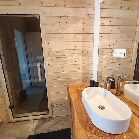 Apartamento Großzügige Mit Sauna, Kamin, Xl-tafel Für Gruppen *