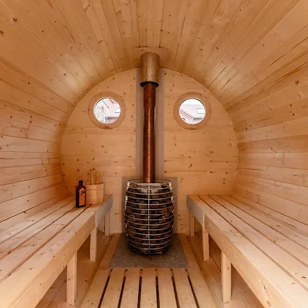 Apartamento Großzügige Mit Sauna, Kamin, Xl-tafel Für Gruppen